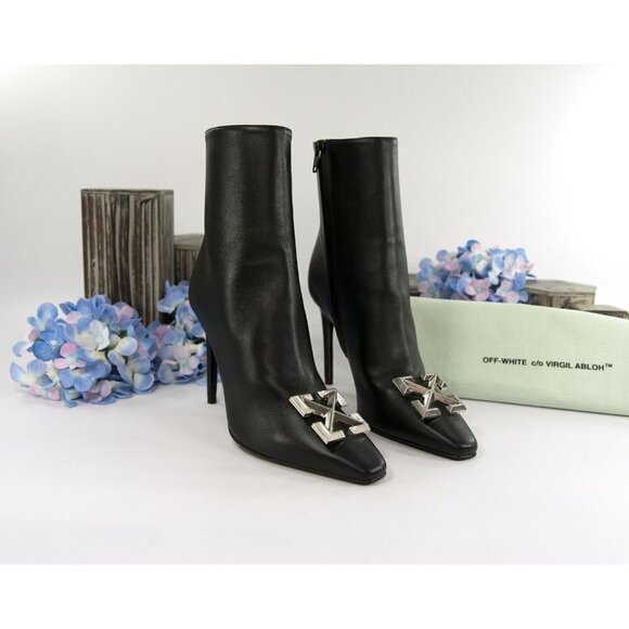 Off White Black Lambskin Arrow Heeled Bootie Boots Size 37 NIB